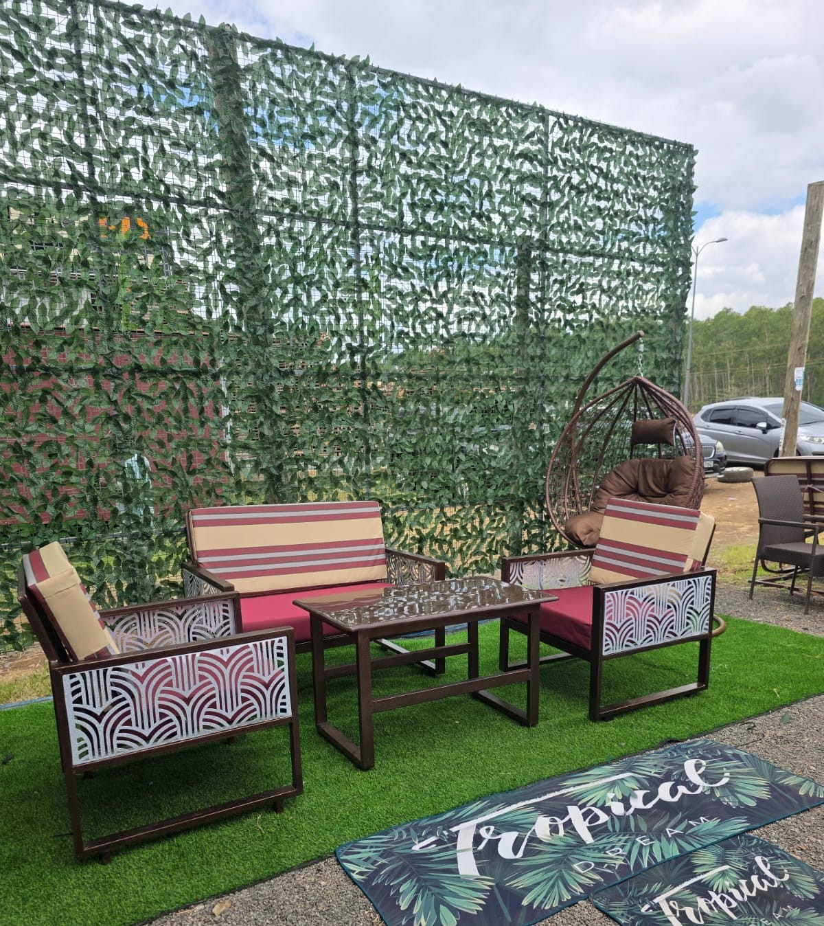 Lantana Powder Coated Metallic 4 Seater Lounge Set - Image 2